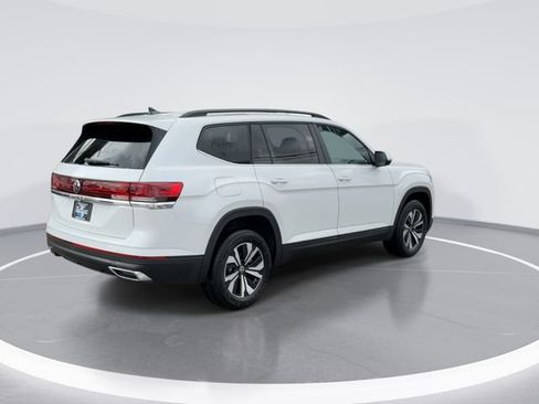 New 2026 Volkswagen Atlas SE FWD image 4