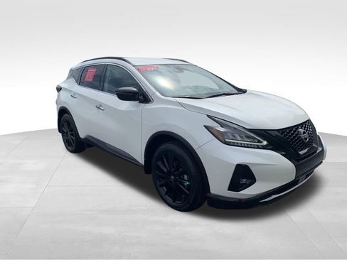 Used 2024 Nissan Murano SV w/ SV Midnight Edition Package FWD image 8
