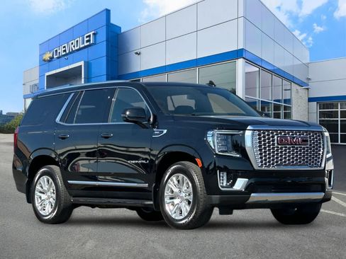 Used 2024 GMC Yukon Denali w/ Max Trailering Package AWD/4WD image 9