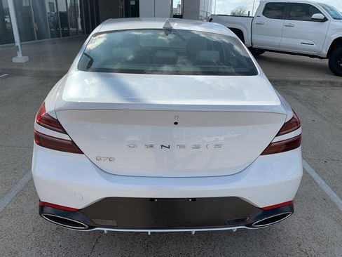 Used 2024 Genesis G70 2.5T image 4