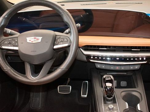 Used 2024 Cadillac XT4 Sport AWD/4WD image 16