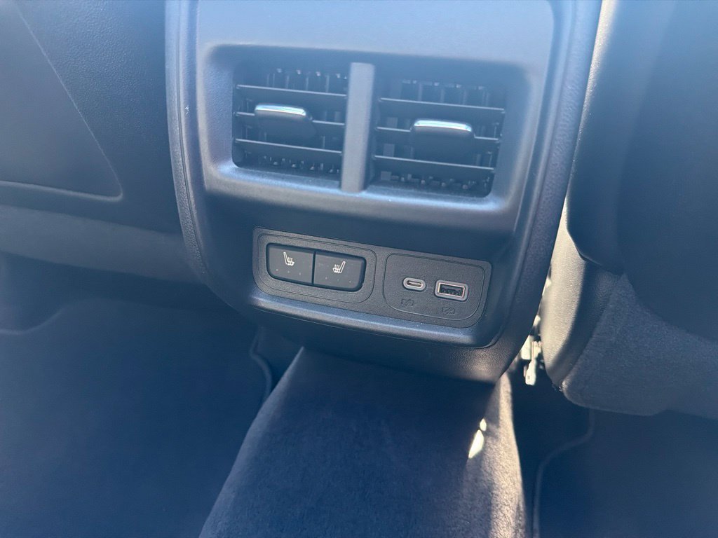 Used 2023 Cadillac XT4 Sport w/ Trailering Package AWD/4WD image 17