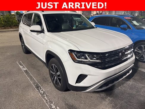 Used 2023 Volkswagen Atlas SE image 1