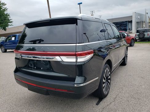 Used 2024 Lincoln Navigator Black Label AWD/4WD image 5