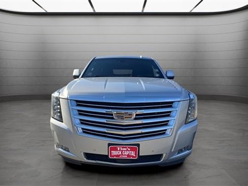 Used 2016 Cadillac Escalade Platinum image 5