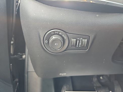 Used 2022 Jeep Compass Limited AWD/4WD image 30