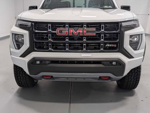 Used 2024 GMC Canyon AT4 w/ AT4 Premium Package image 2