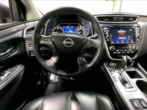 Used 2024 Nissan Murano SV AWD/4WD image 5
