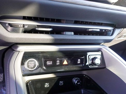 New 2025 Audi Q5 Premium Plus image 23