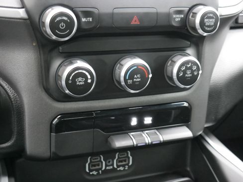 Used 2022 RAM 1500 Big Horn image 15