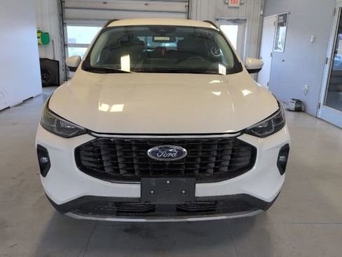 Used 2024 Ford Escape Platinum AWD/4WD image 8