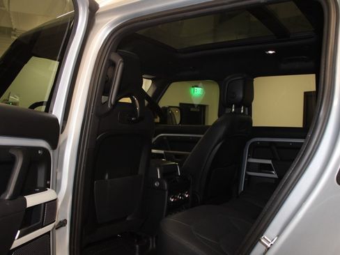 Used 2022 Land Rover Defender 110 XS Edition image 42