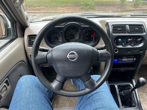 Used 2003 Nissan Frontier XE RWD image 23
