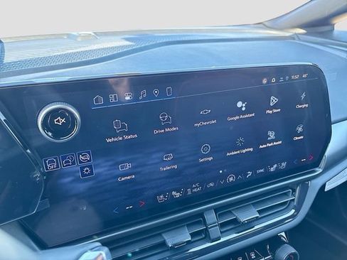 New 2026 Chevrolet Equinox EV RS AWD/4WD image 7