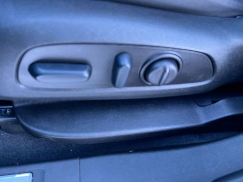 Used 2023 GMC Acadia AT4 w/ Technology Package image 12