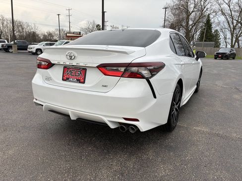 Used 2023 Toyota Camry SE FWD image 13