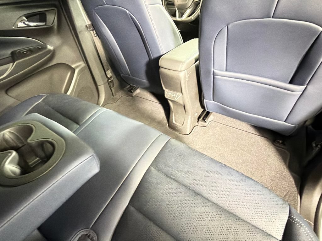 Certified 2023 Chevrolet Bolt EUV Premier FWD image 30