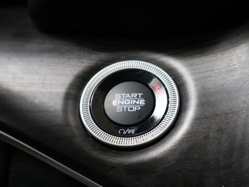 Used 2021 Jeep Grand Cherokee L Limited image 29