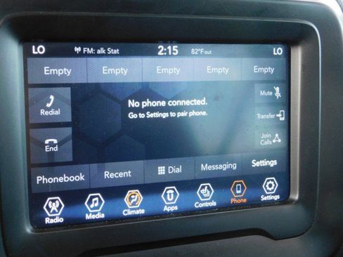 Used 2018 Jeep Renegade Altitude image 26