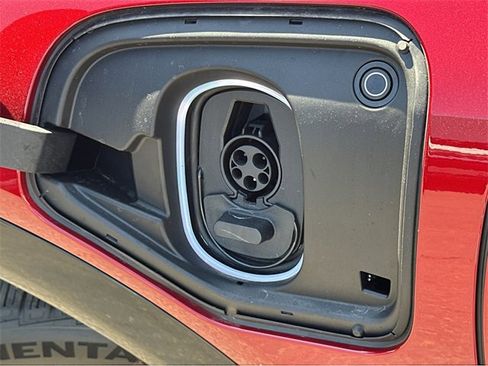 New 2025 Cadillac Optiq Sport 1 image 15