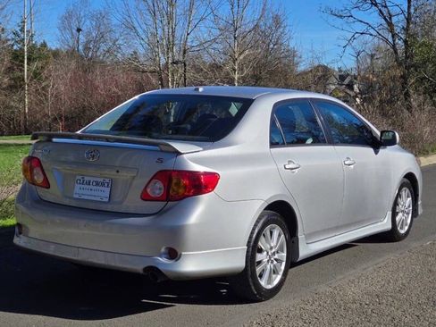 Used 2010 Toyota Corolla S FWD image 10