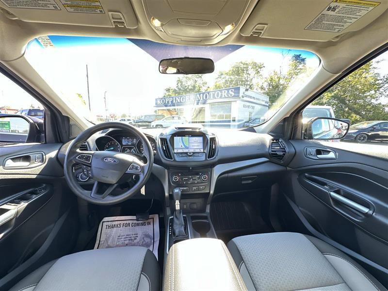 Used 2017 Ford Escape SE w/ Equipment Group 201A AWD/4WD image 13