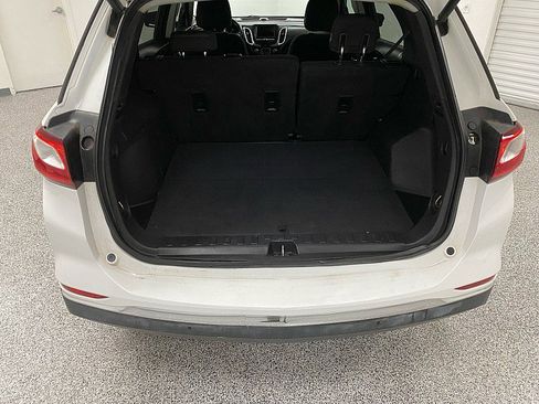 Used 2020 Chevrolet Equinox LT image 17