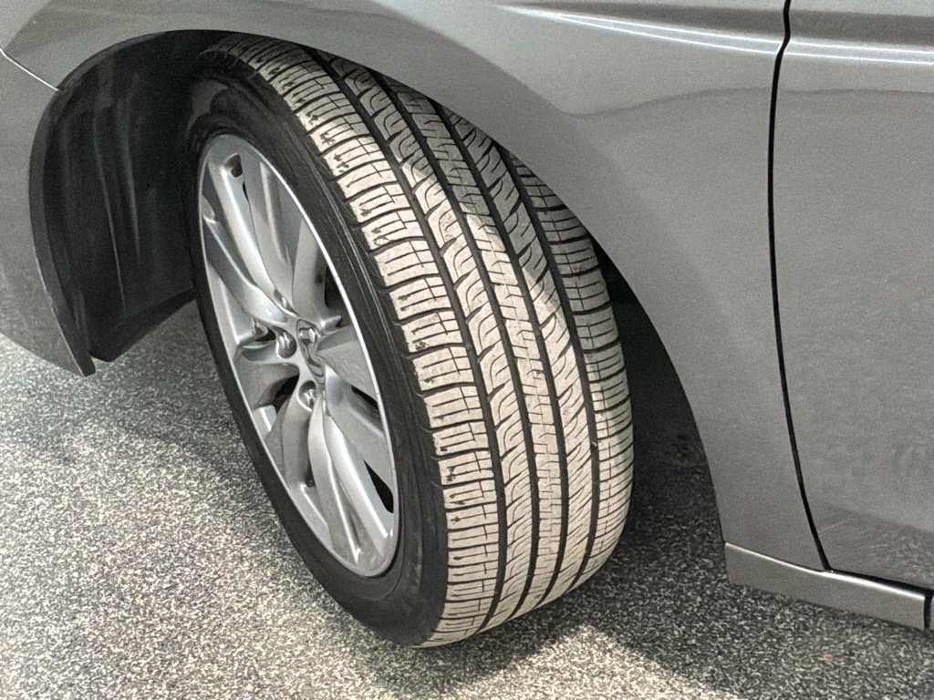 Used 2012 Honda Accord EX-L image 29