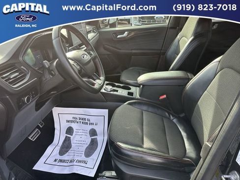 Certified 2023 Ford Escape ST-Line w/ Tech Pack #1 image 17