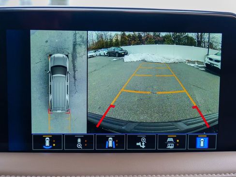 Used 2023 Chevrolet Tahoe Premier image 59