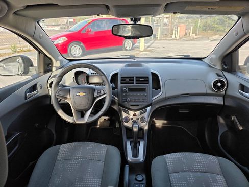 Used 2014 Chevrolet Sonic LS image 16