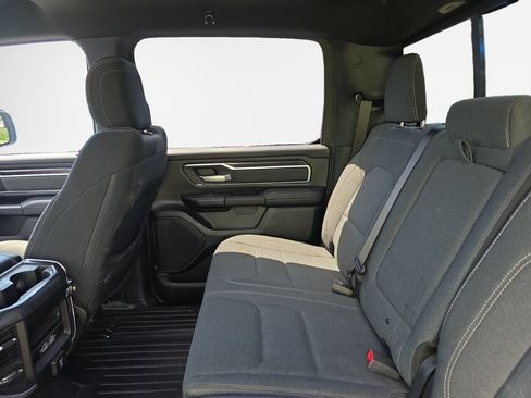 Used 2021 RAM 1500 Big Horn AWD/4WD image 22