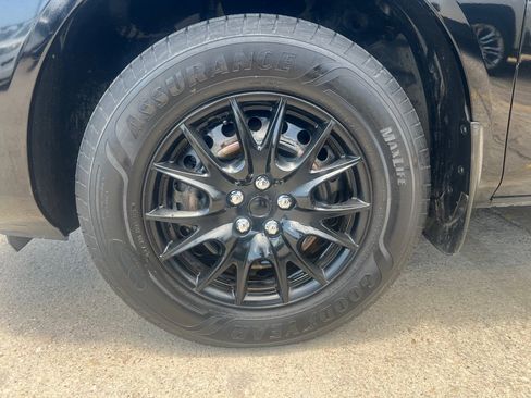 Used 2012 Nissan Rogue S FWD image 19