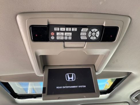 Used 2017 Honda Odyssey EX-L image 27