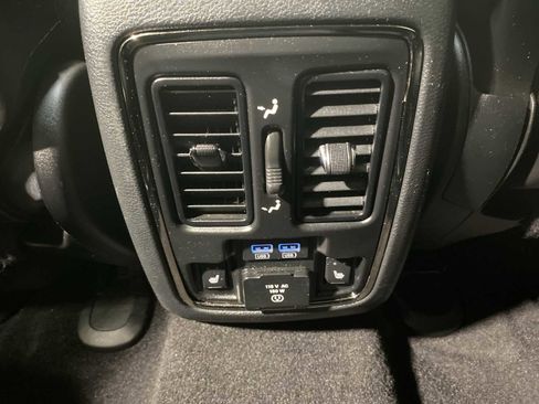 Used 2019 Dodge Durango GT AWD/4WD image 25