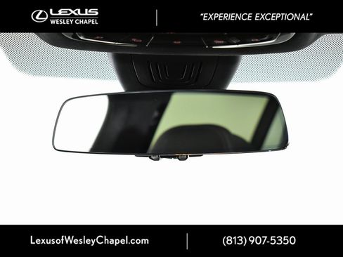 Used 2022 BMW X7 M50i w/ Luxury Seating Package image 38