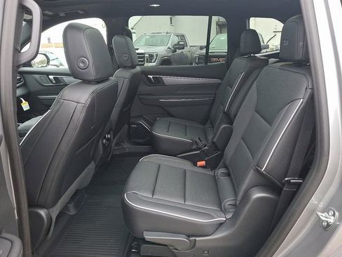 New 2026 Buick Enclave Sport Touring image 11