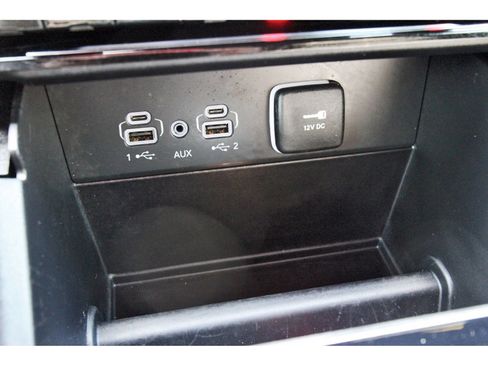 Used 2025 Jeep Grand Cherokee L Limited RWD image 30