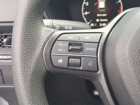 Used 2025 Honda CR-V LX image 21