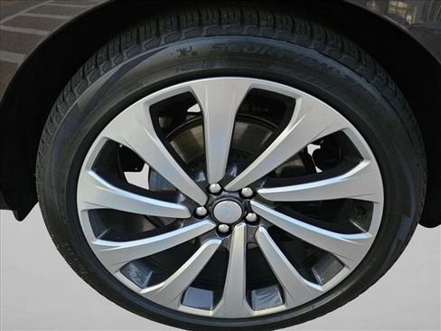 Used 2023 Land Rover Range Rover Long Wheelbase Autobiography image 25