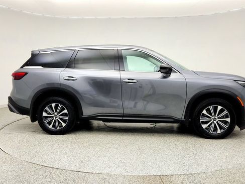 Used 2025 INFINITI QX60 Pure AWD/4WD image 4