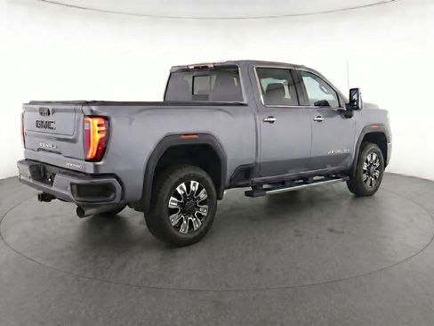 Used 2024 GMC Sierra 2500 Denali w/ Denali Reserve Package AWD/4WD image 7