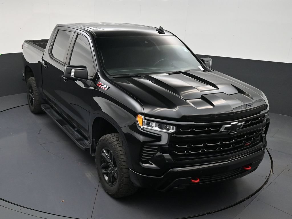 Used 2024 Chevrolet Silverado 1500 LT Trail Boss w/ Convenience Package II AWD/4WD image 15