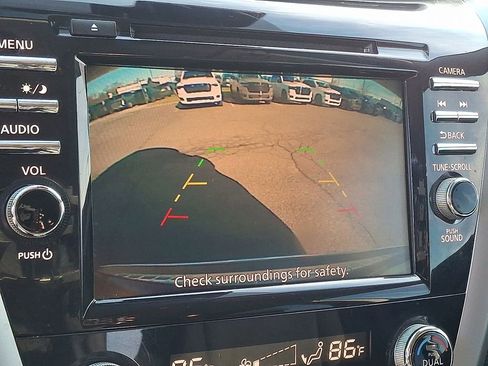 Used 2021 Nissan Murano SV image 4