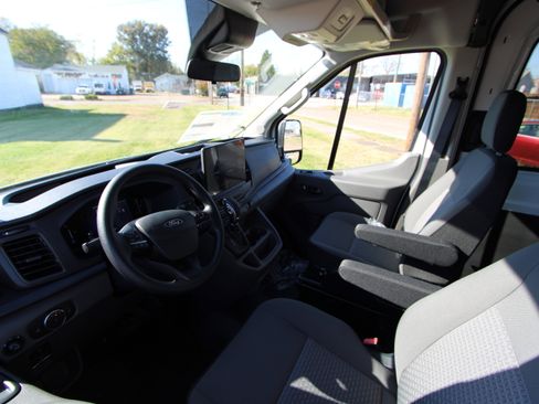 New 2026 Ford Transit 250 148 High Roof image 2