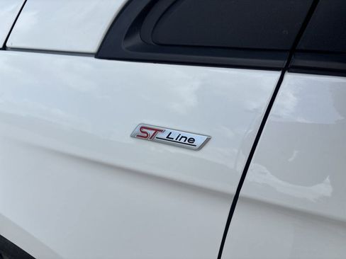 Used 2022 Ford Edge ST-Line image 10