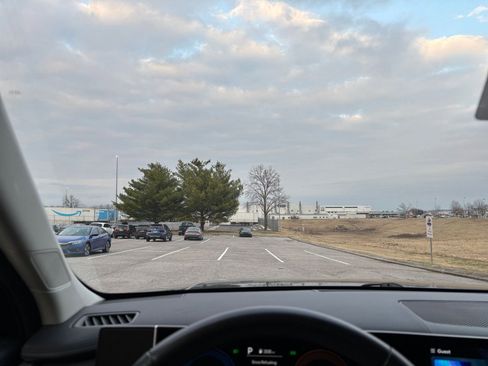 Used 2025 Hyundai Santa Fe SEL image 36