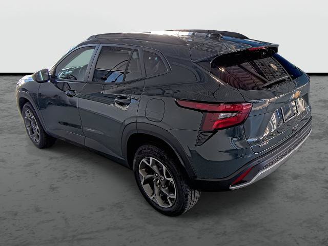 New 2026 Chevrolet Trax LT w/ Driver Confidence Package FWD image 2