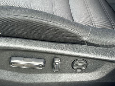 Used 2018 Honda CR-V EX image 12