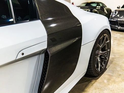 Used 2012 Audi R8 V10 image 33